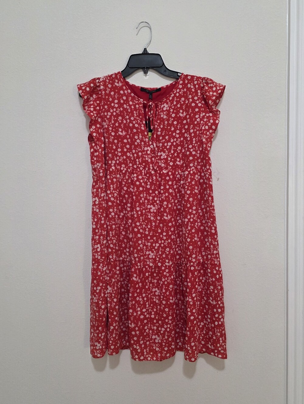 19 Cooper Red White Floral Tie-Front Casual Dress